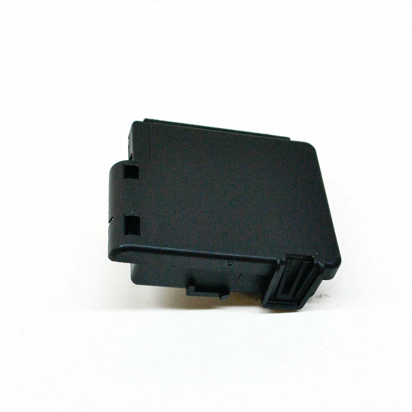 NEW AUDI A6 C8 FRONT RIGHT LOWER FUSE BOX 8W0941824BC ORIGINAL