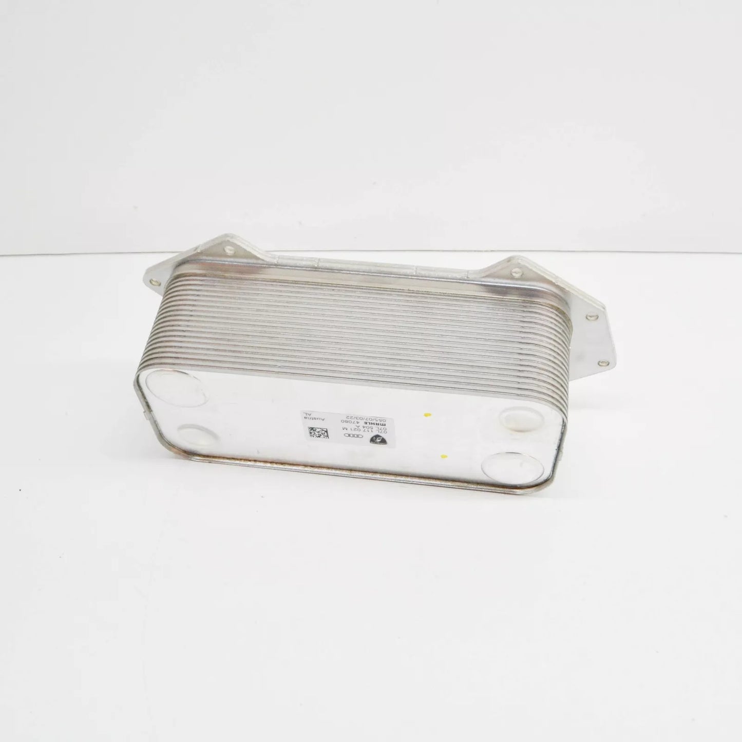 NEW AUDI R8 4S ENGINE OIL COOLER 07L117021M ORIGINAL