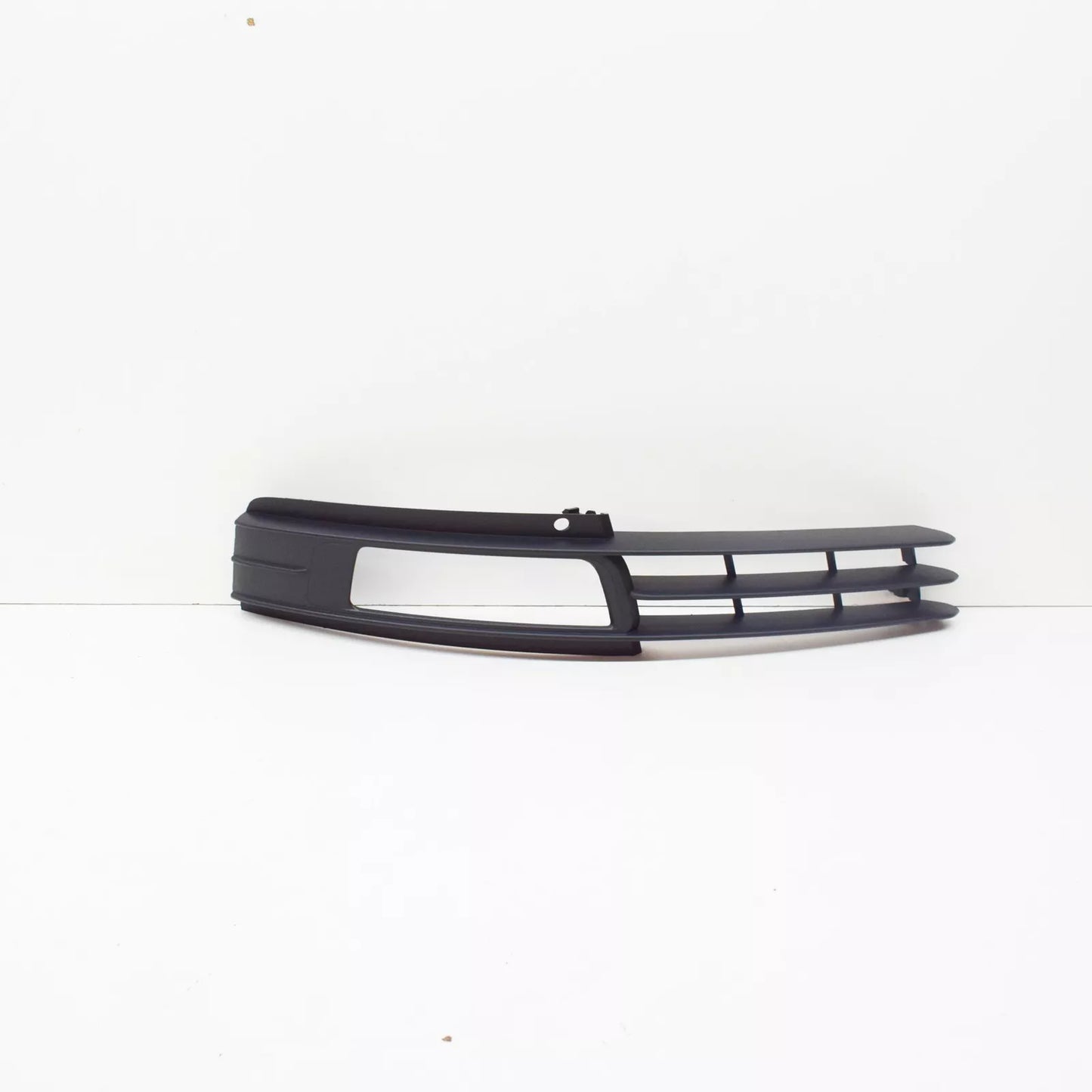 NEW AUDI A6 C6 RIGHT FOG LIGHT GRILLE LOWER 4F0807682N01C 4F0807682N 01C