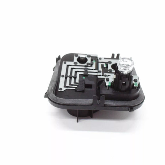 NEW VOLKSWAGEN PASSAT B7 REAR RIGHT TAILLIGHT BULB CARRIER 3AE945258
