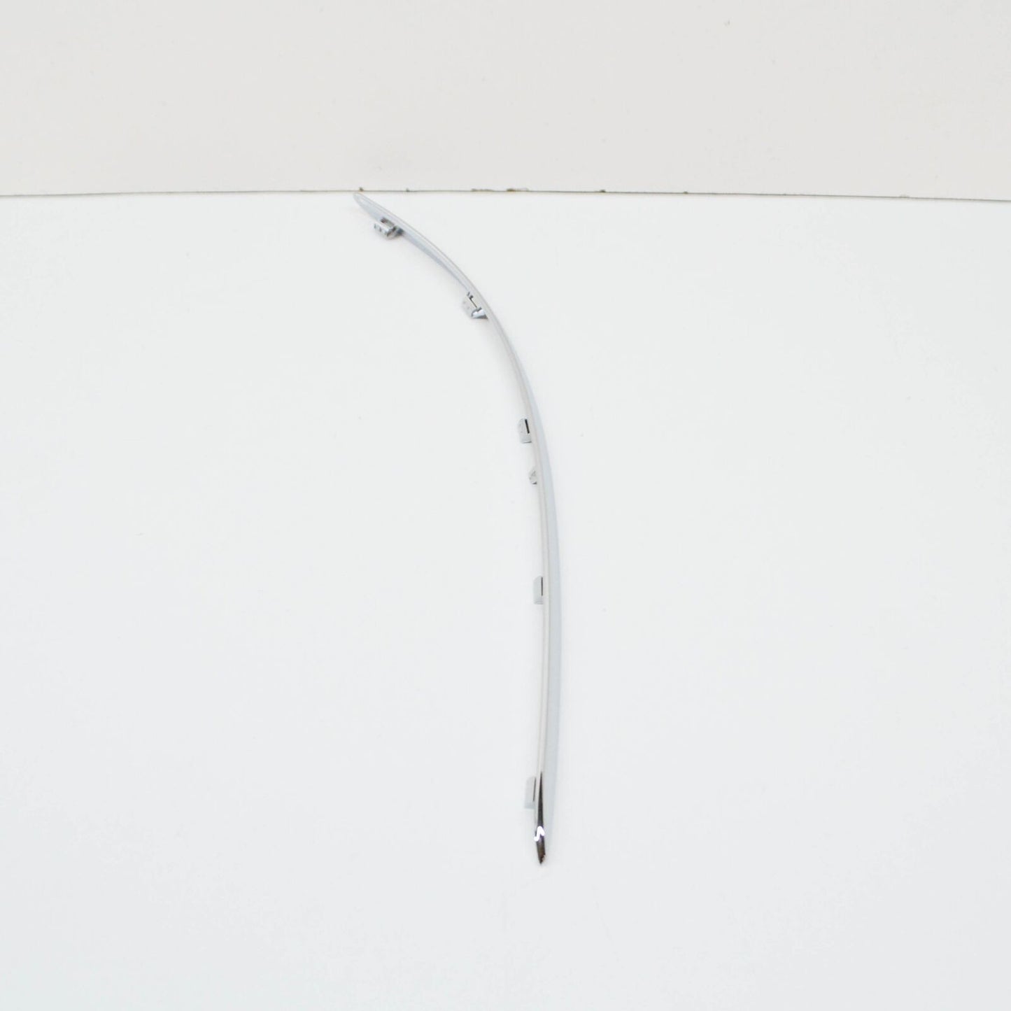 NEW MERCEDES-BENZ B W245 FRONT LEFT BUMPER MOLDING A1698851721 ORIGINAL