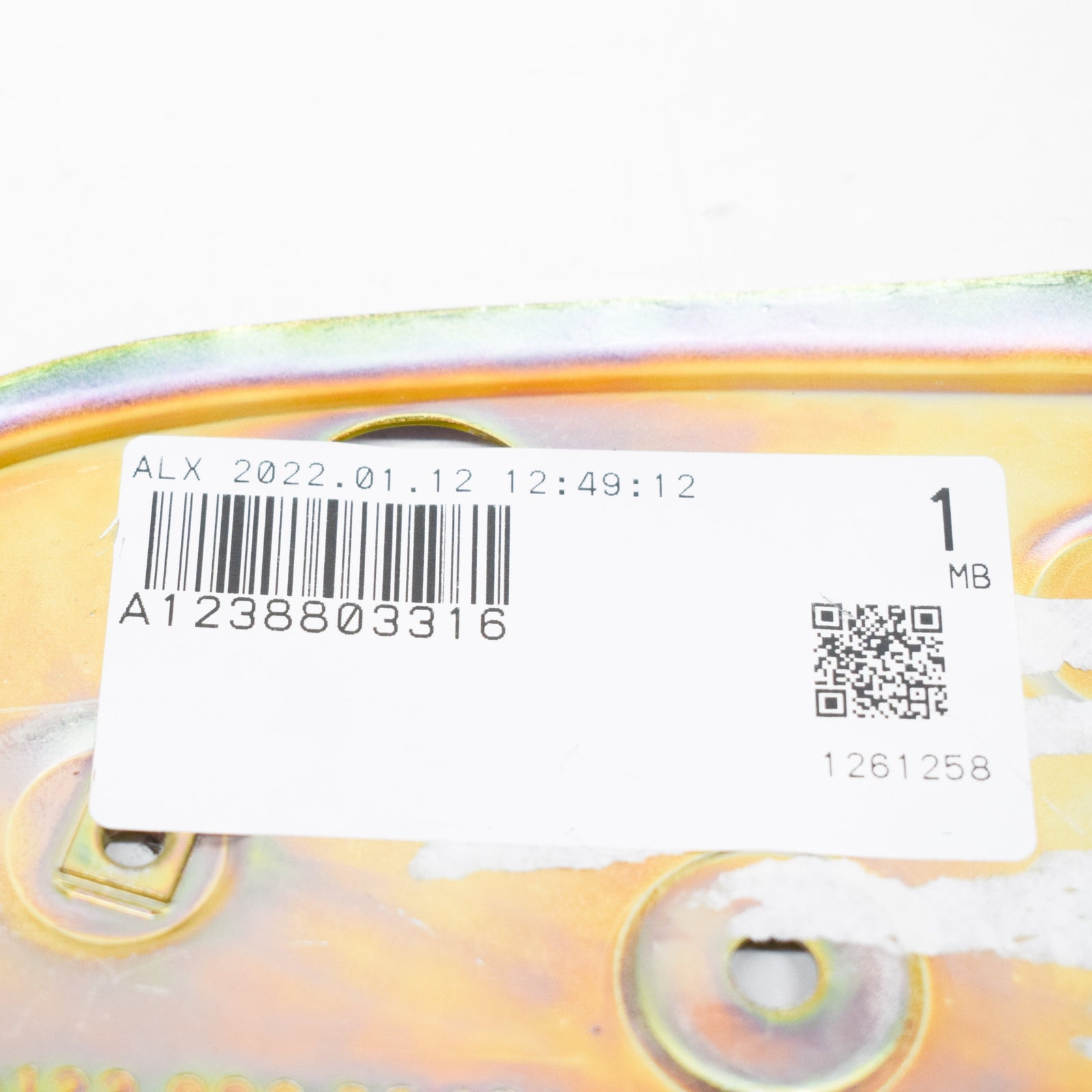 NEW MERCEDES-BENZ SALOON W123 REAR BUMPER LEFT REINFORCEMENT A1238803316