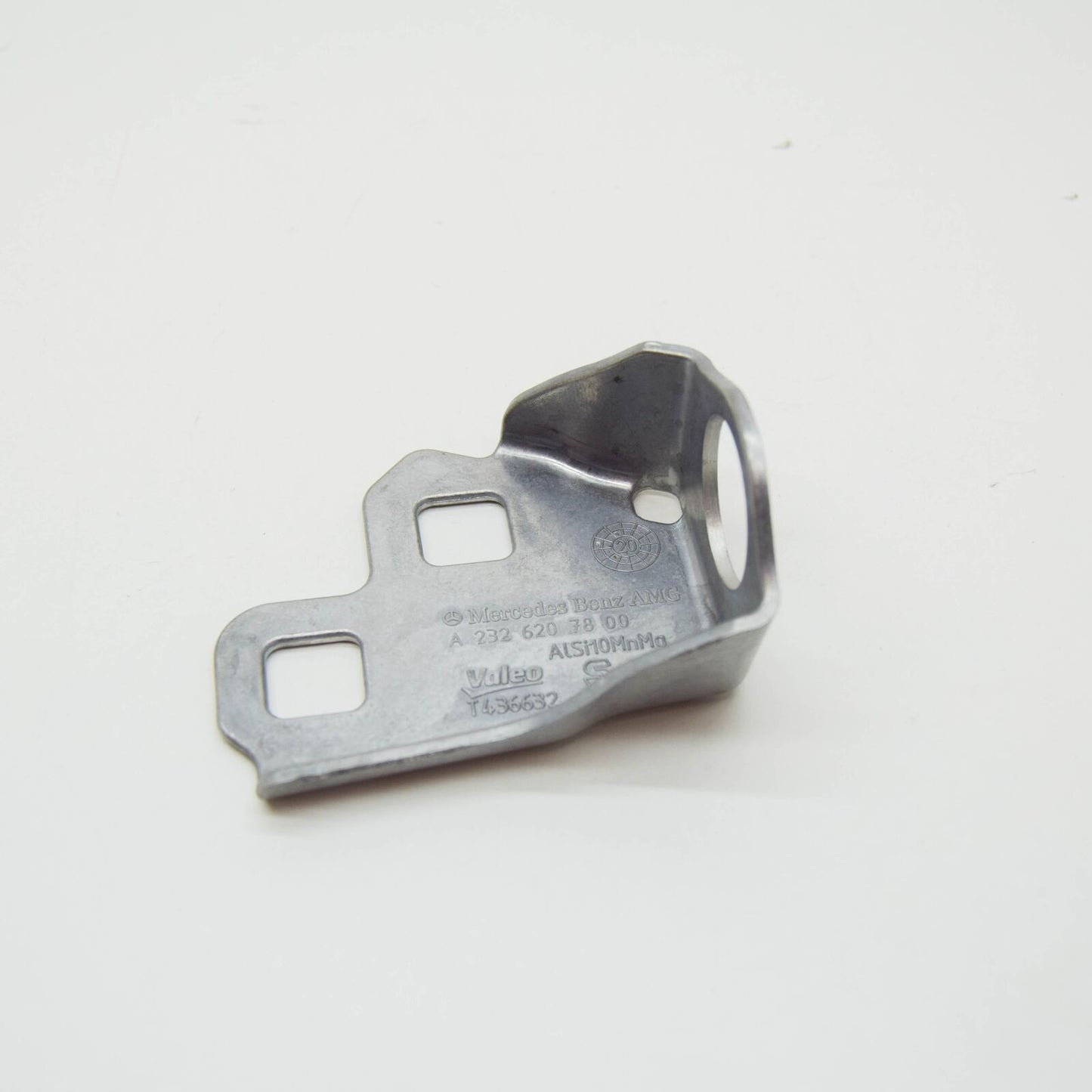 NEW MERCEDES BENZ SL R232 FRONT END PANEL RIGHT MOUNT A2326207800 ORIGINAL