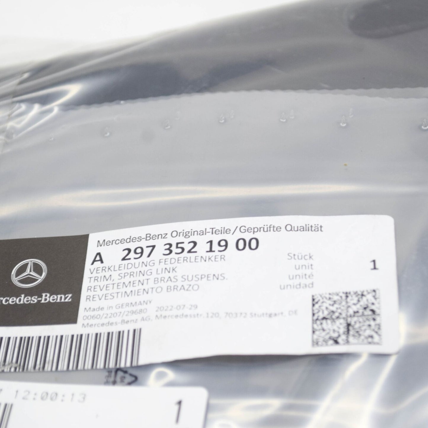 NEW MERCEDES-BENZ EQS V297 REAR AXLE LEFT CONTROL ARM COVER A2973521900 ORIGINAL