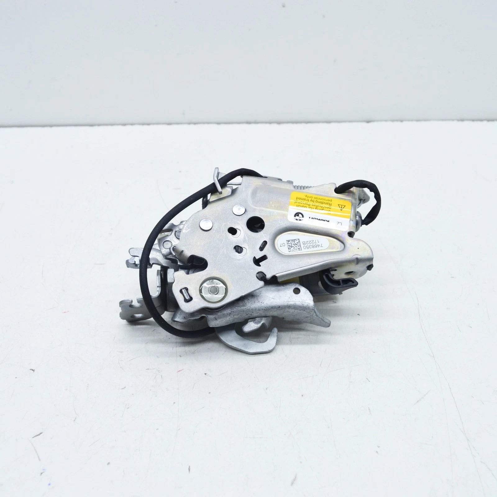 NEW BMW 1 F40 FRONT BONNET HOOD LID LOCK 51237468350 7468350 ORIGINAL