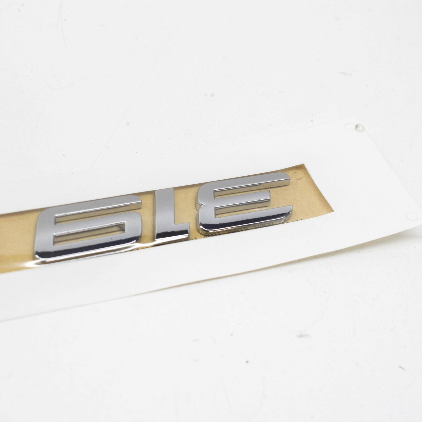 NEW MERCEDES-BENZ SPRINTER W907 REAR BOOTLID BADGE A9068177014 ORIGINAL