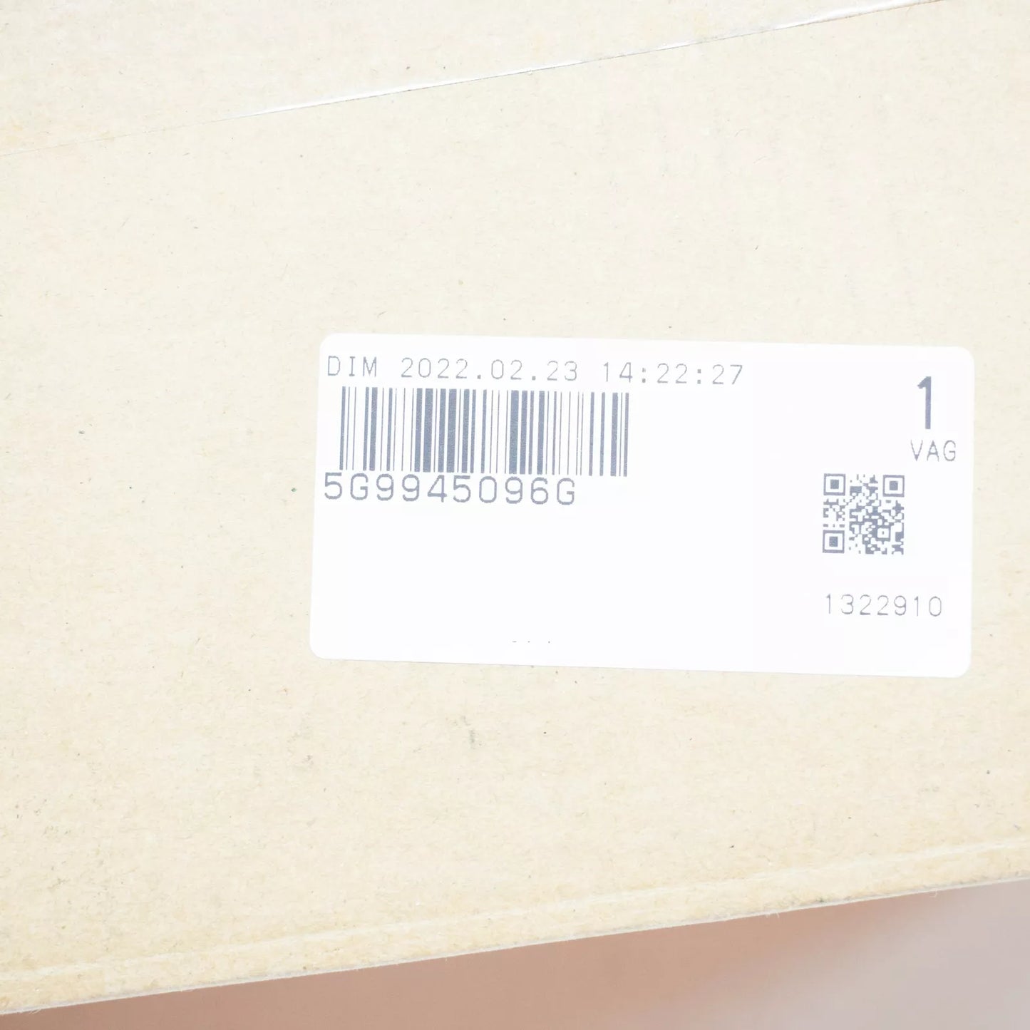 NEW VW GOLF VARIANT MK7 REAR RIGHT OUTER LED TINTED TAILLIGHT 5G9945096G