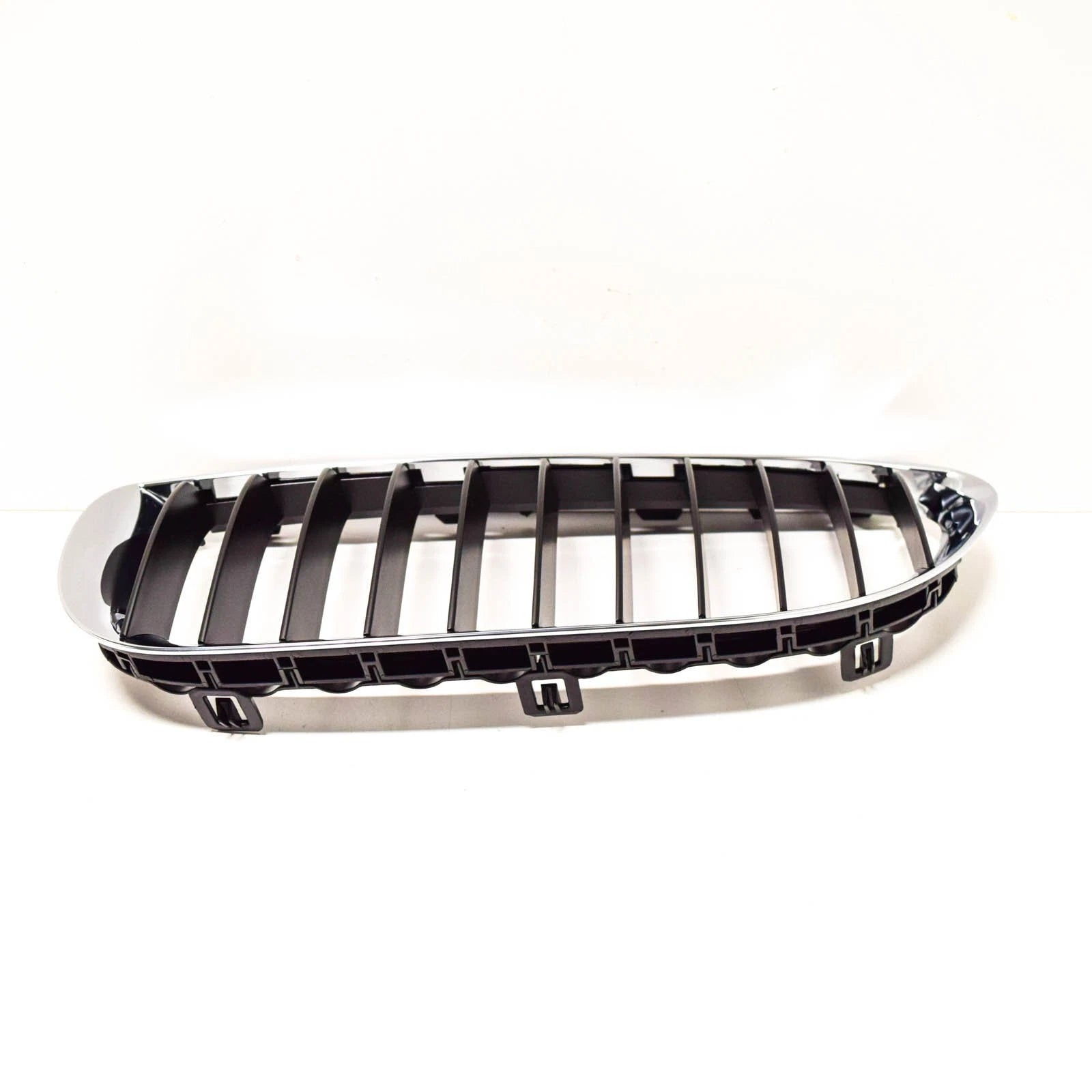 NEW BMW 6 E63 FRONT LEFT GRILL 51137008915 7008915 2008 3560765 ORIGINAL