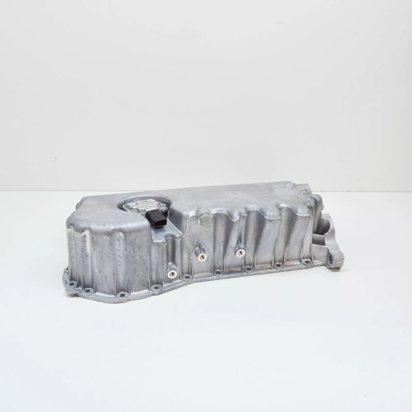 NEW AUDI A3 SPORTBACK 8PA ENGINE OIL PAN 022103601R ORIGINAL