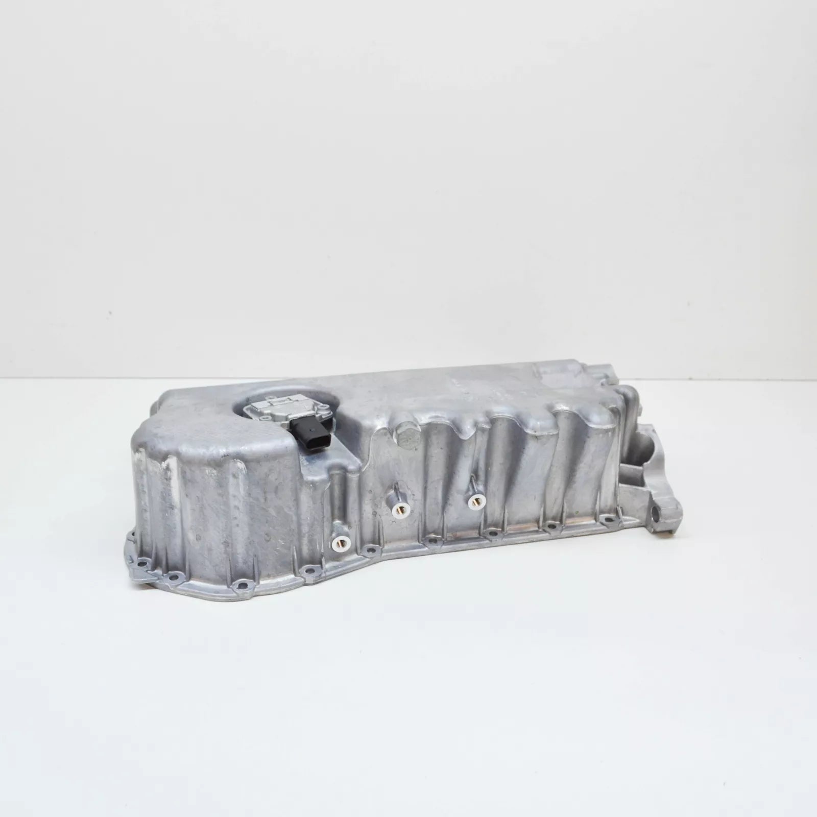 NEW AUDI A3 SPORTBACK 8PA ENGINE OIL PAN 022103601R ORIGINAL