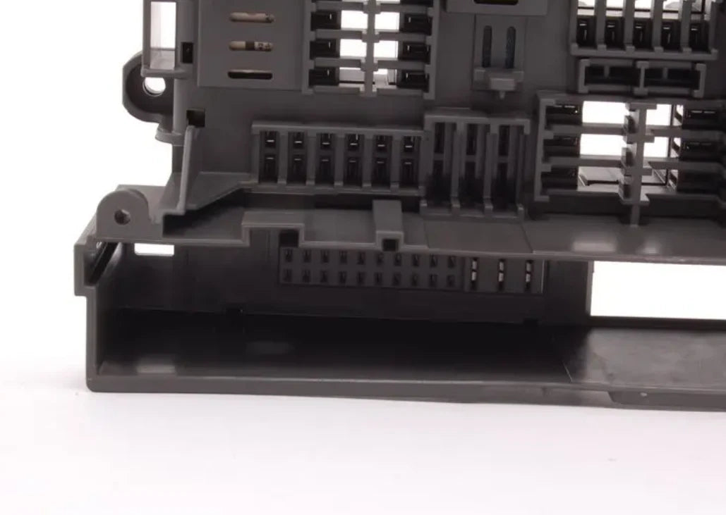 NEW BMW 3 E90 FUSE BOX 61149119445 9119445 ORIGINAL