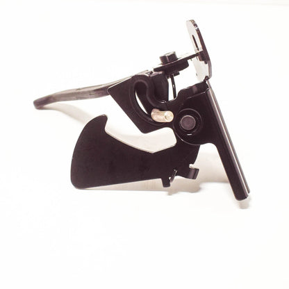 NEW BMW 7 E65 ENGINE HOOD CATCH 51237145413 7145413 ORIGINAL