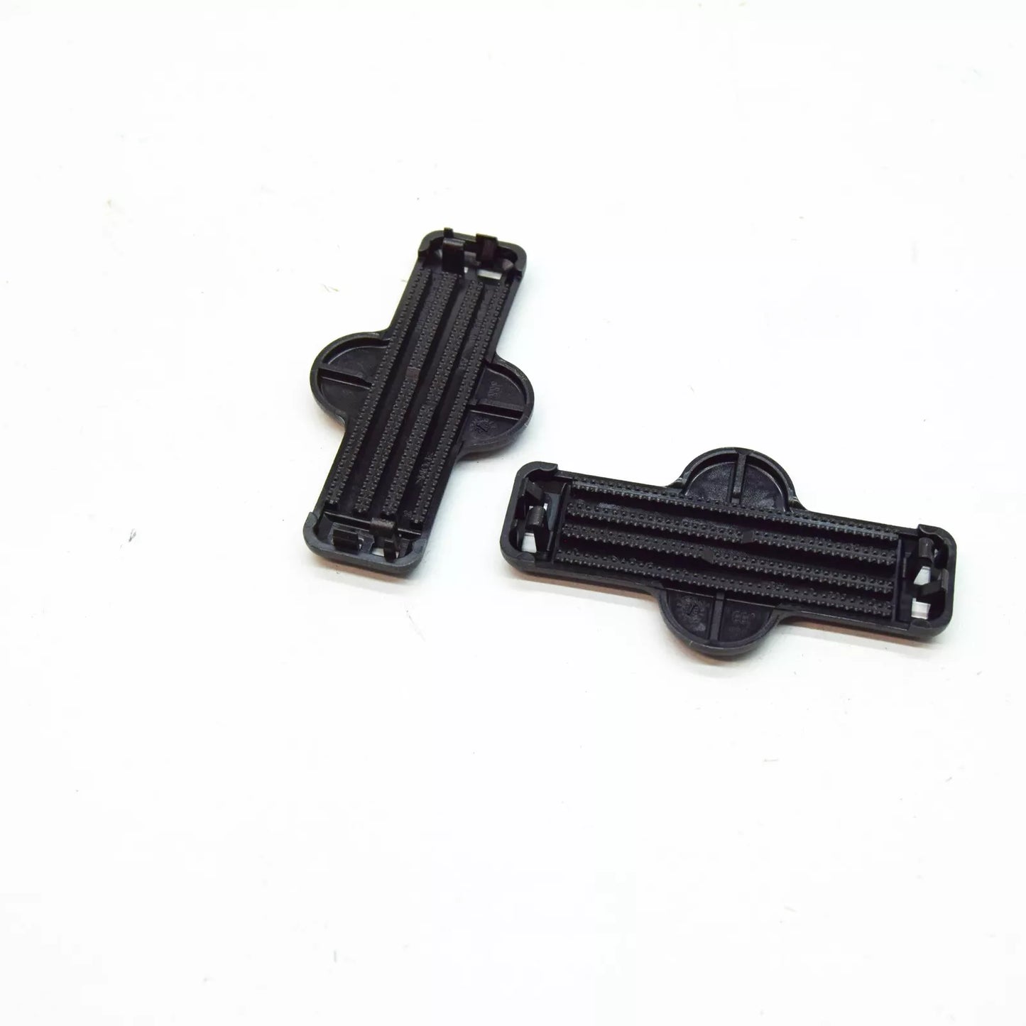 NEW AUDI A1 8X REAR THREE-POINT SAFETY BELT CENTER STRAP 8F0857836 ORIGINAL