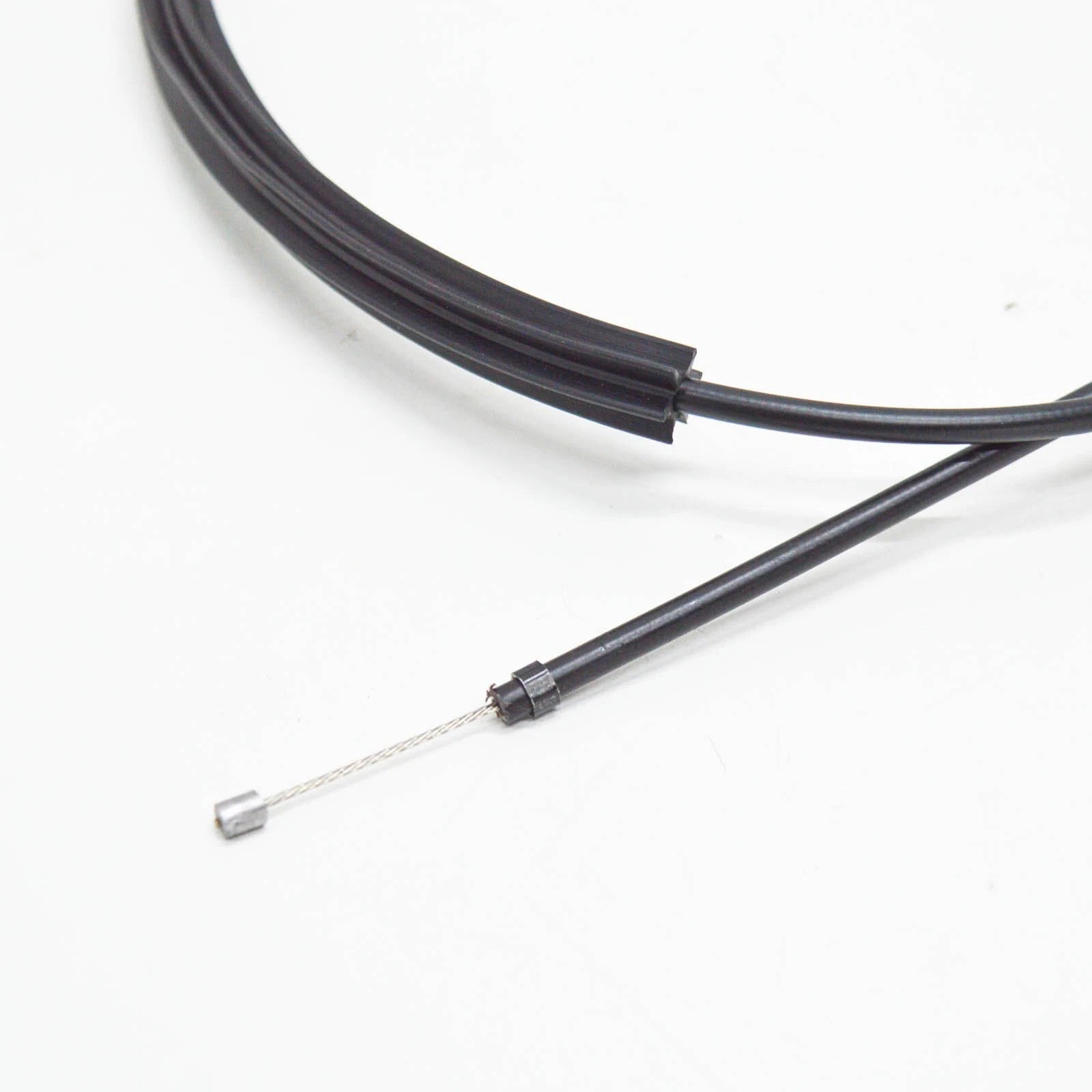 NEW BMW Z4 E85 ENGINE BONNET HOOD LID LOCK RELEASE CABLE LHD 51237016657