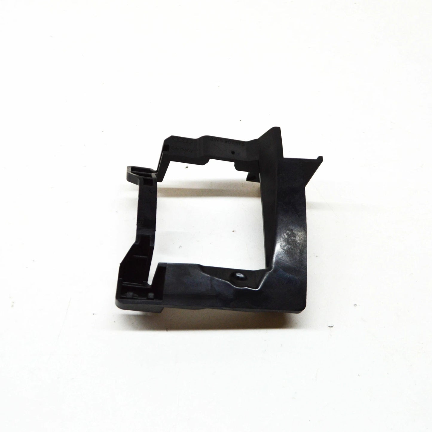 NEW AUDI A4 B9 BLIND SPOT DETECTION WARNING SENSOR HOLDER LEFT 8W9907175