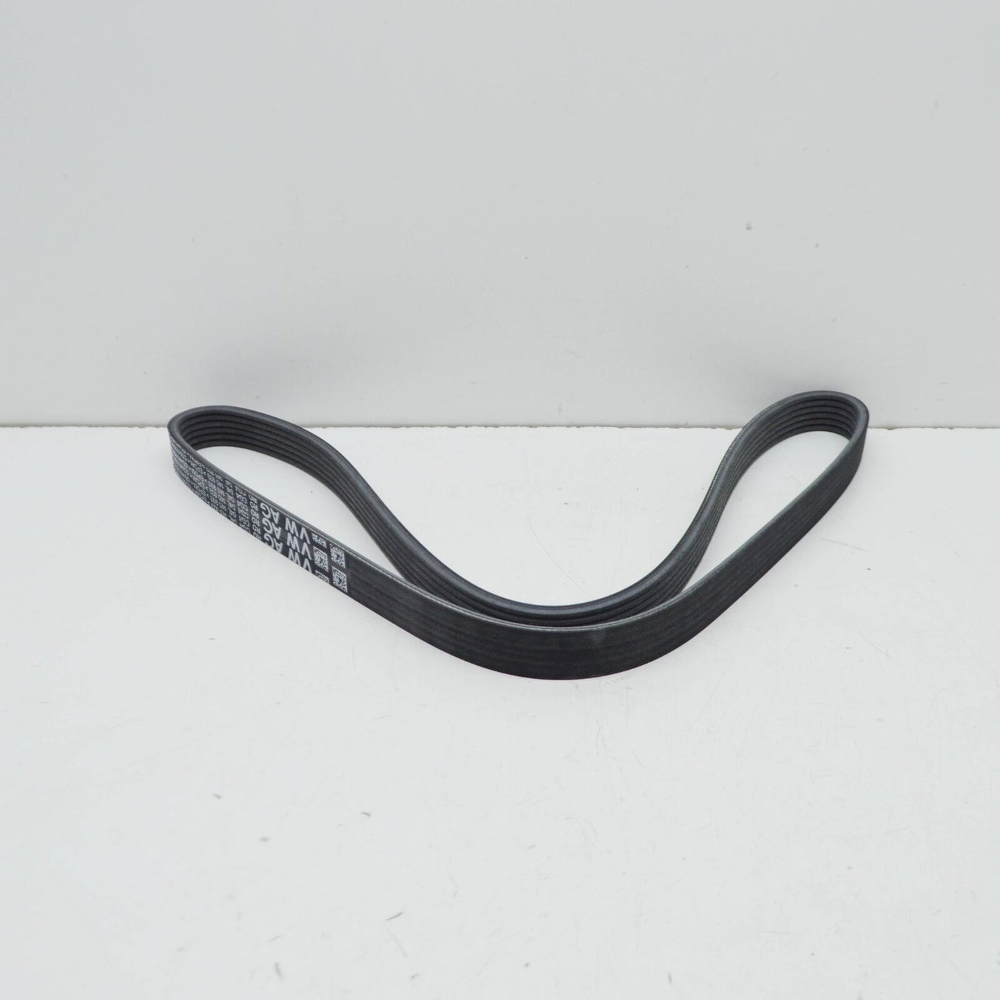 NEW VOLKSWAGEN CRAFTER SY ENGINE V-RIBBED BELT 04L145933 ORIGINAL