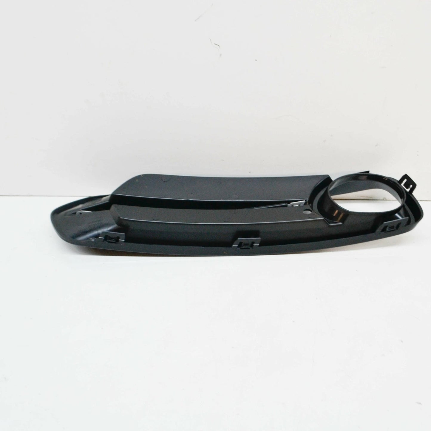 NEW BMW 1 F20 FRONT BUMPER LEFT GRILLE 51117341611 7341611 ORIGINAL