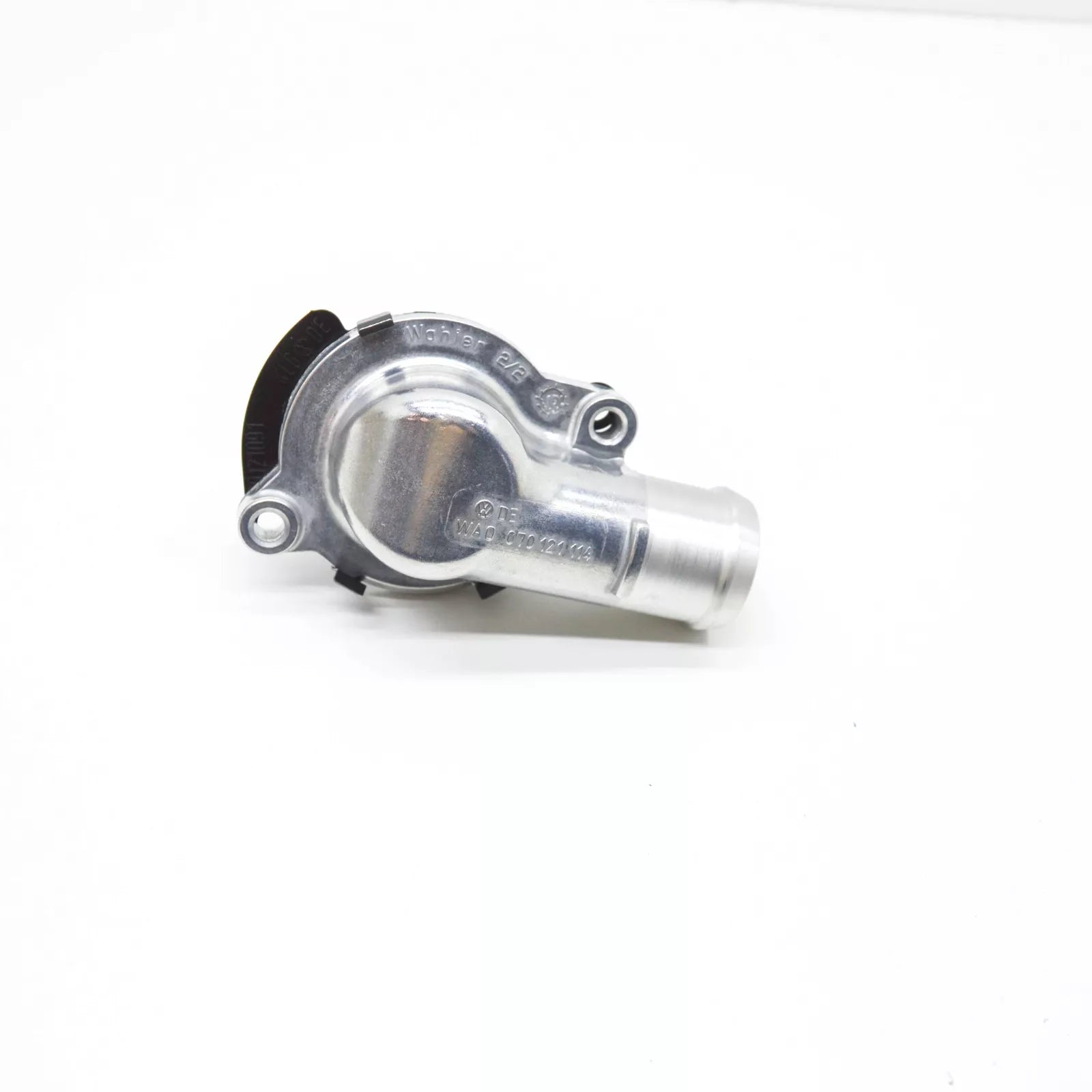 NEW VOLKSWAGEN TOUAREG 7L COOLANT THERMOSTAT 070121114