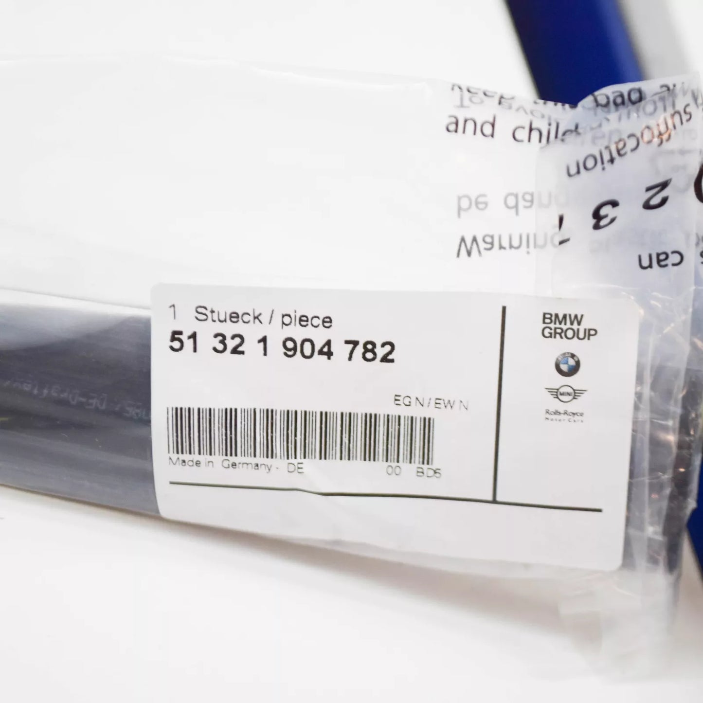 NEW BMW 3 COUPE E30 FRONT RIGHT ONE-PIECE WINDOW GUIDE 51321904782 ORIGINAL