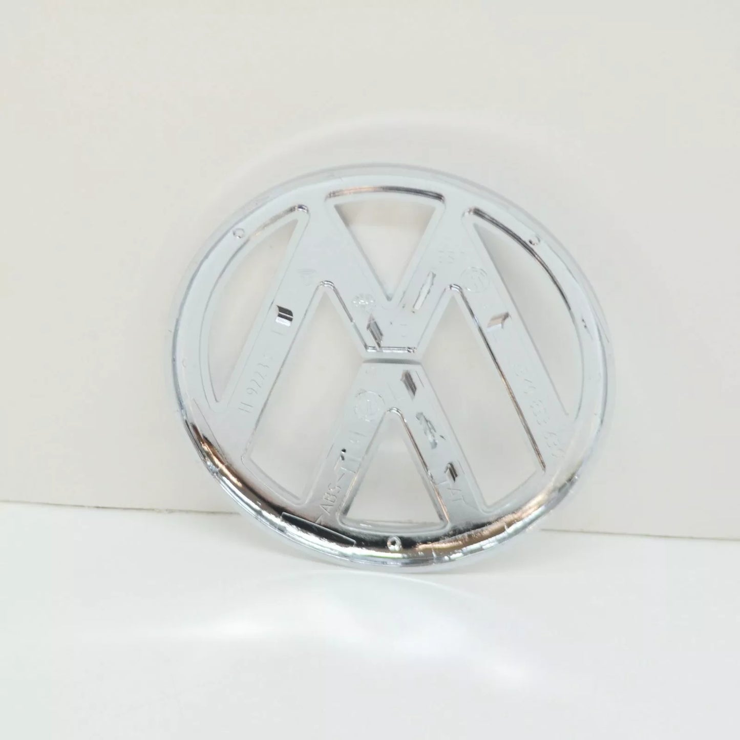 NEW VOLKSWAGEN CC BOOTLID BADGE 5K0853630BULM 2017