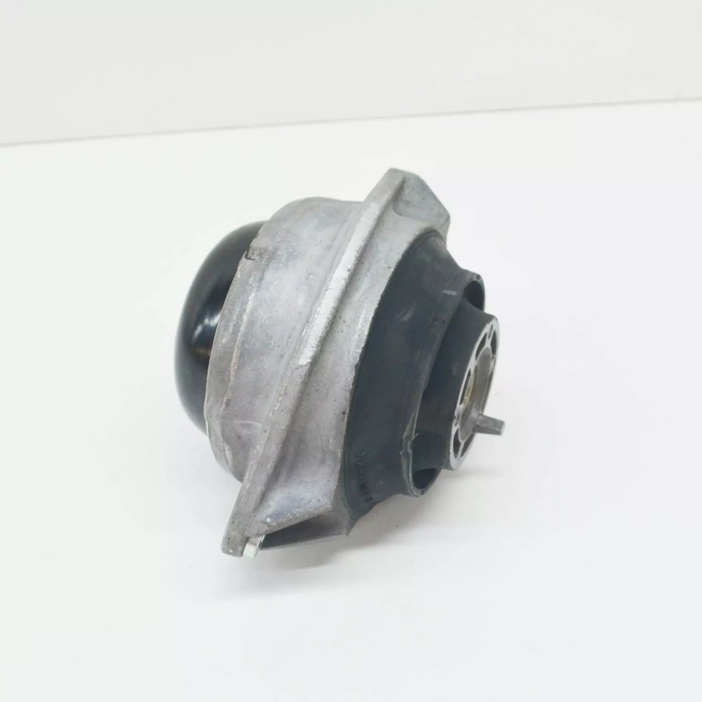 NEW MERCEDES-BENZ S-CLASS W140 ENGINE MOUNT A1402402217