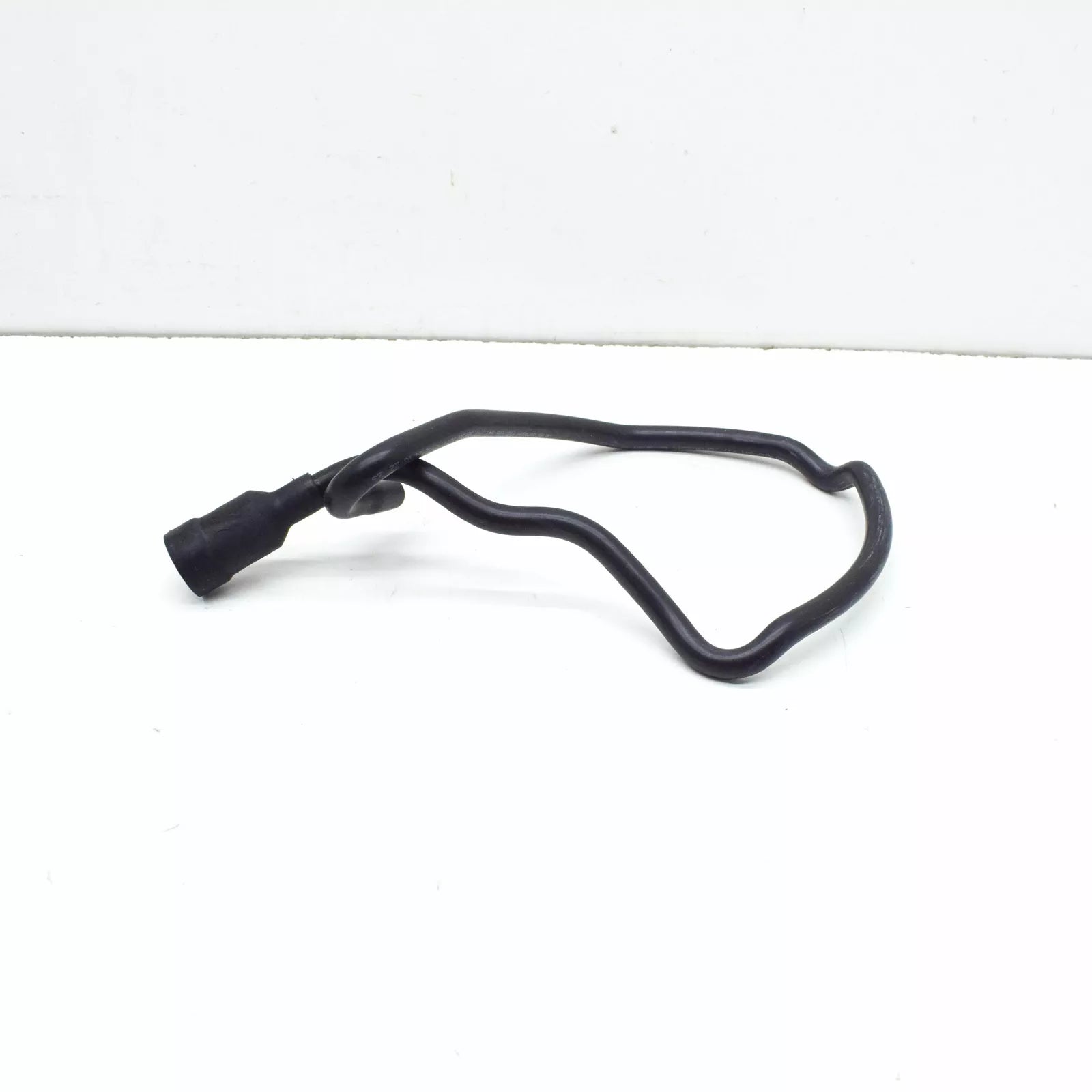 NEW AUDI Q8 LEFT HEADLIGHT VENT HOSE 4M8941717 ORIGINAL