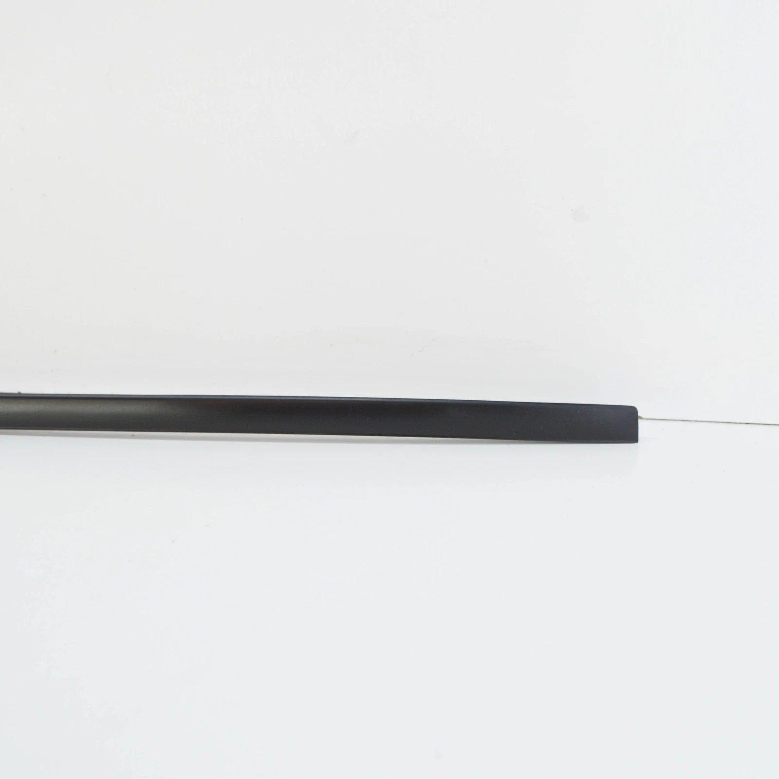 NEW VW TOUAREG 7L FRONT LEFT WINDSHIELD MOLDING 7L68543279B9 ORIGINAL