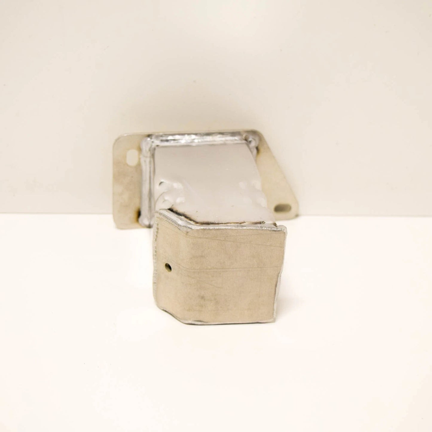 NEW AUDI R8 42 FRONT LEFT DEFORMATION ELEMENT 420807551 ORIGINAL