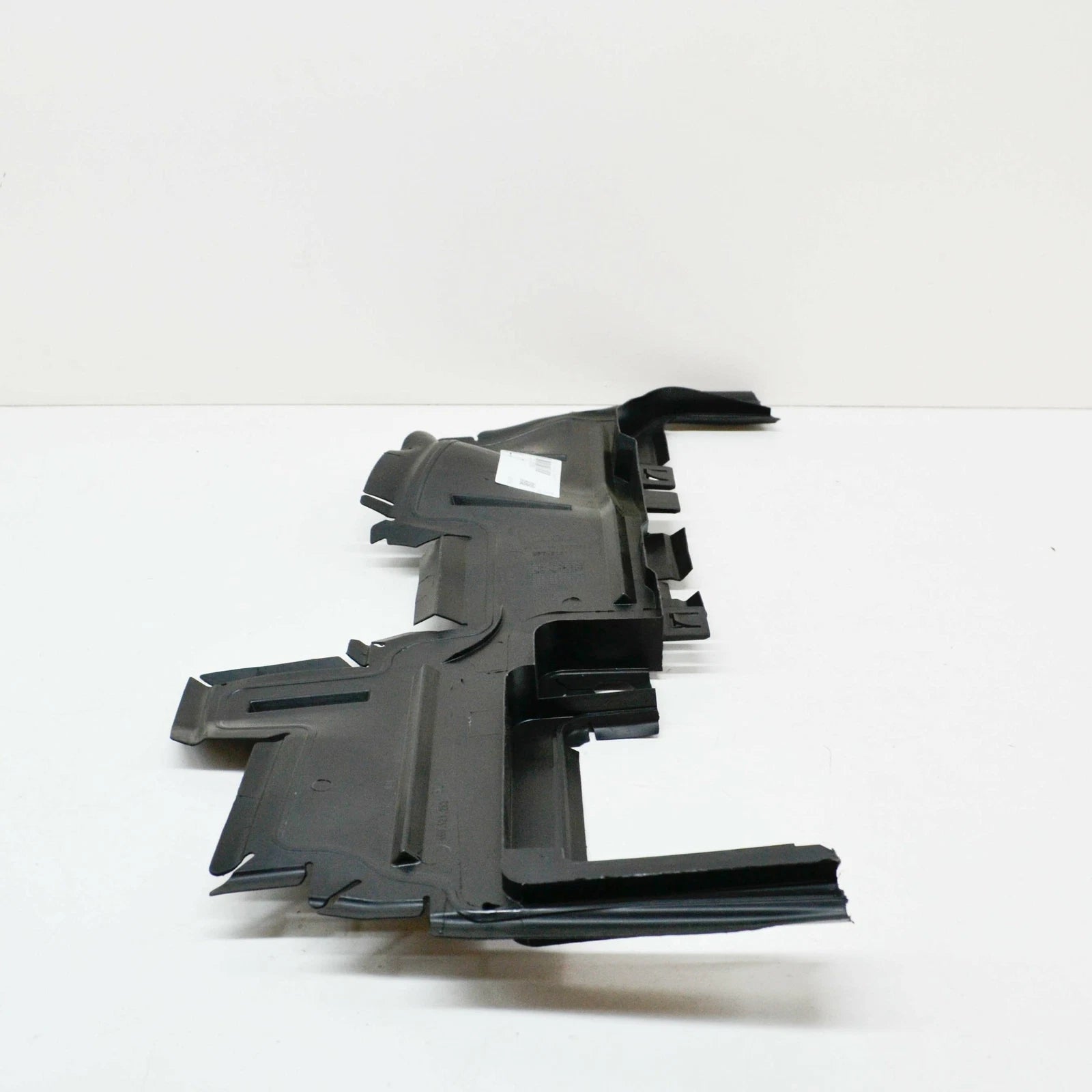 NEW AUDI A6 C7 RADIATOR LEFT AIR GUIDE 4G0121283BC