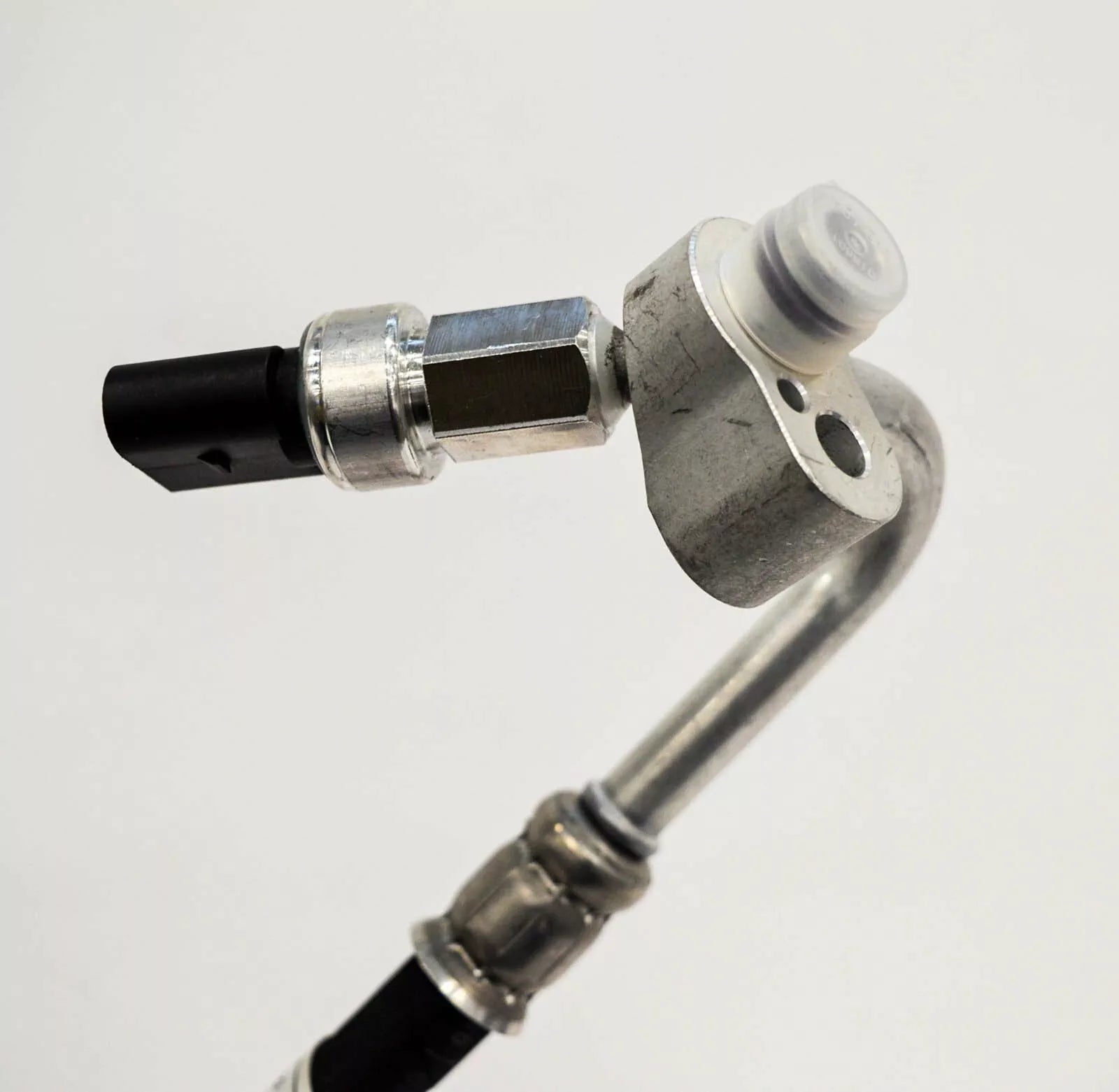 NEW VW CADDY IV SAB A/C AIR CON PIPE HOSE 2.0 TDI DIESEL 2K0816721C ORIGINAL