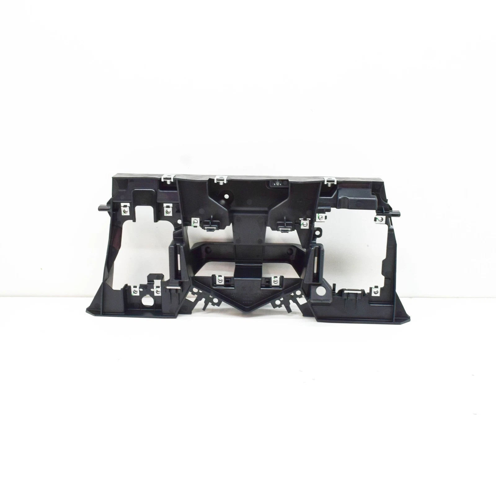 NEW AUDI E-TRON GT FRONT DRIVER ASSISTANCE BRACKET 4J3907390 ORIGINAL