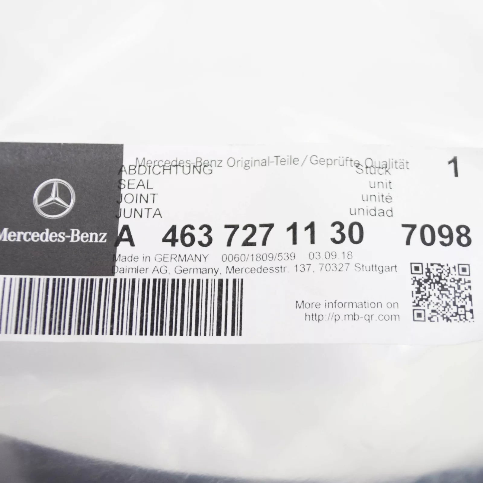 NEW MERCEDES-BENZ G W463 FRONT DOOR SEAL A46372711307098 ORIGINAL