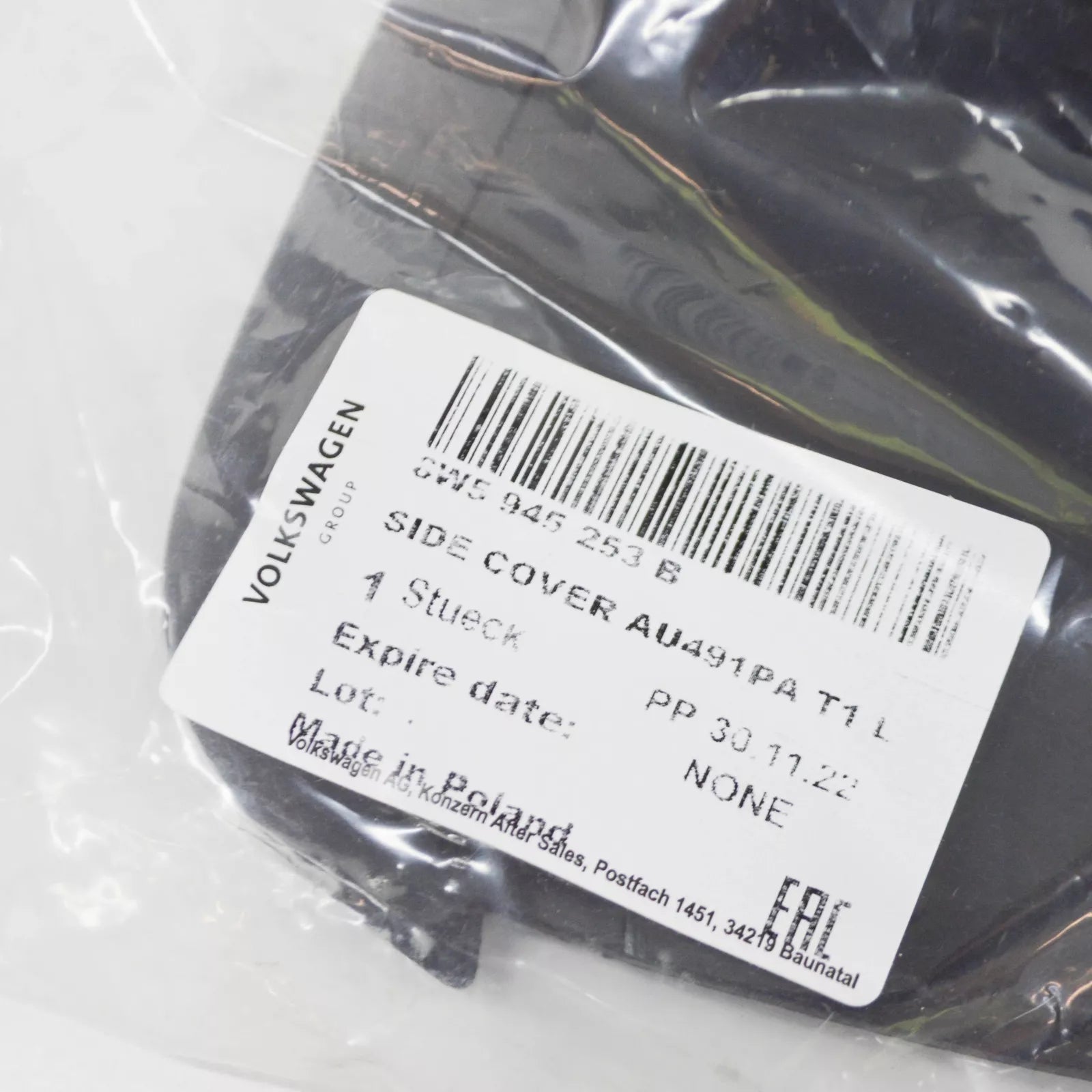 NEW AUDI A4 B9 REAR LEFT TAILLIGHT TRIM 8W5945253B ORIGINAL