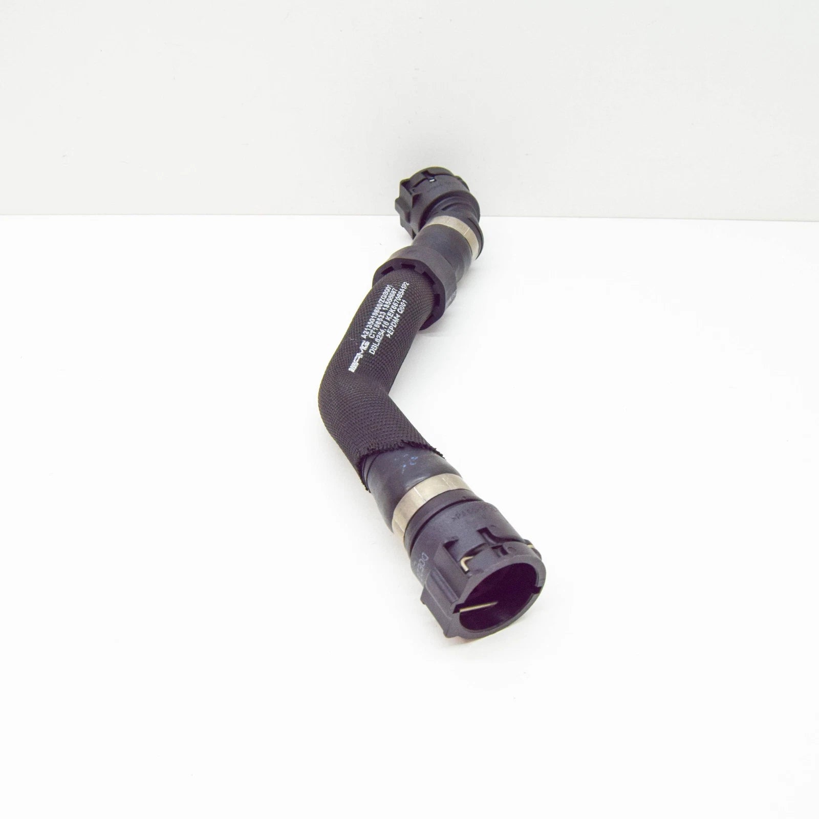 NEW MERCEDES-BENZ E W213 ENGINE COOLANT HOSE A2135018600 ORIGINAL