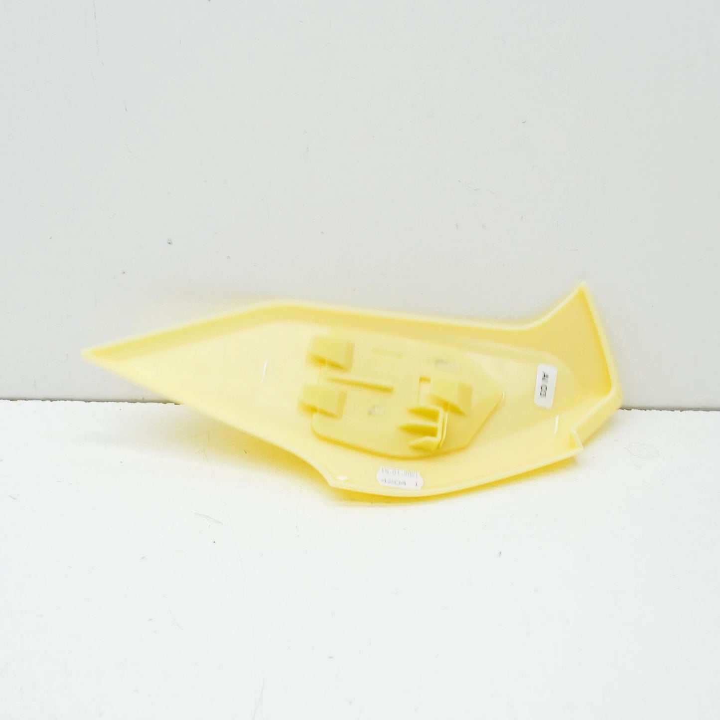 NEW BMW K 61 K1600 BAGGER RIGHT WINDOW DEFLECTOR 46638562652 ORIGINAL