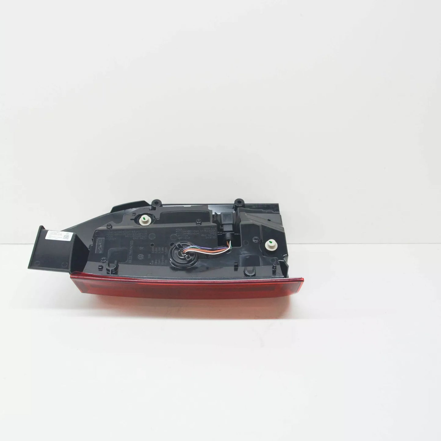 NEW VW MULTIVAN TRANSPORTER REAR RIGHT TAILLIGHT 7LA945208C ORIGINAL