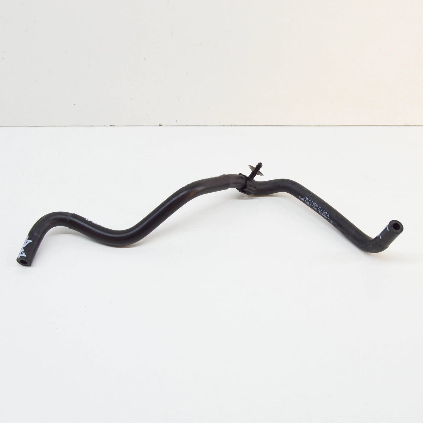NEW VOLKSWAGEN POLO 6R 6C COOLANT HOSE 6R0121447A ORIGINAL