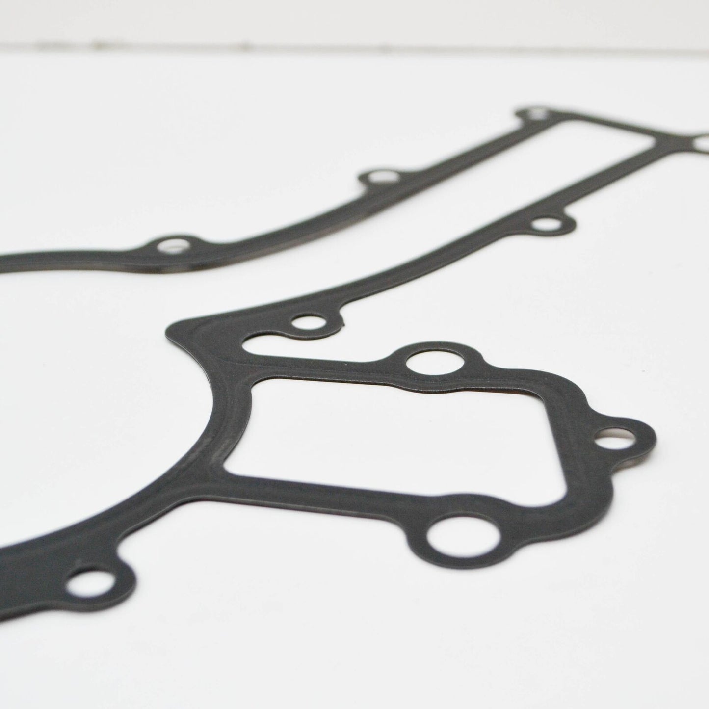 NEW MERCEDES-BENZ E W210 WATER PUMP GASKET A1122010180 ORIGINAL