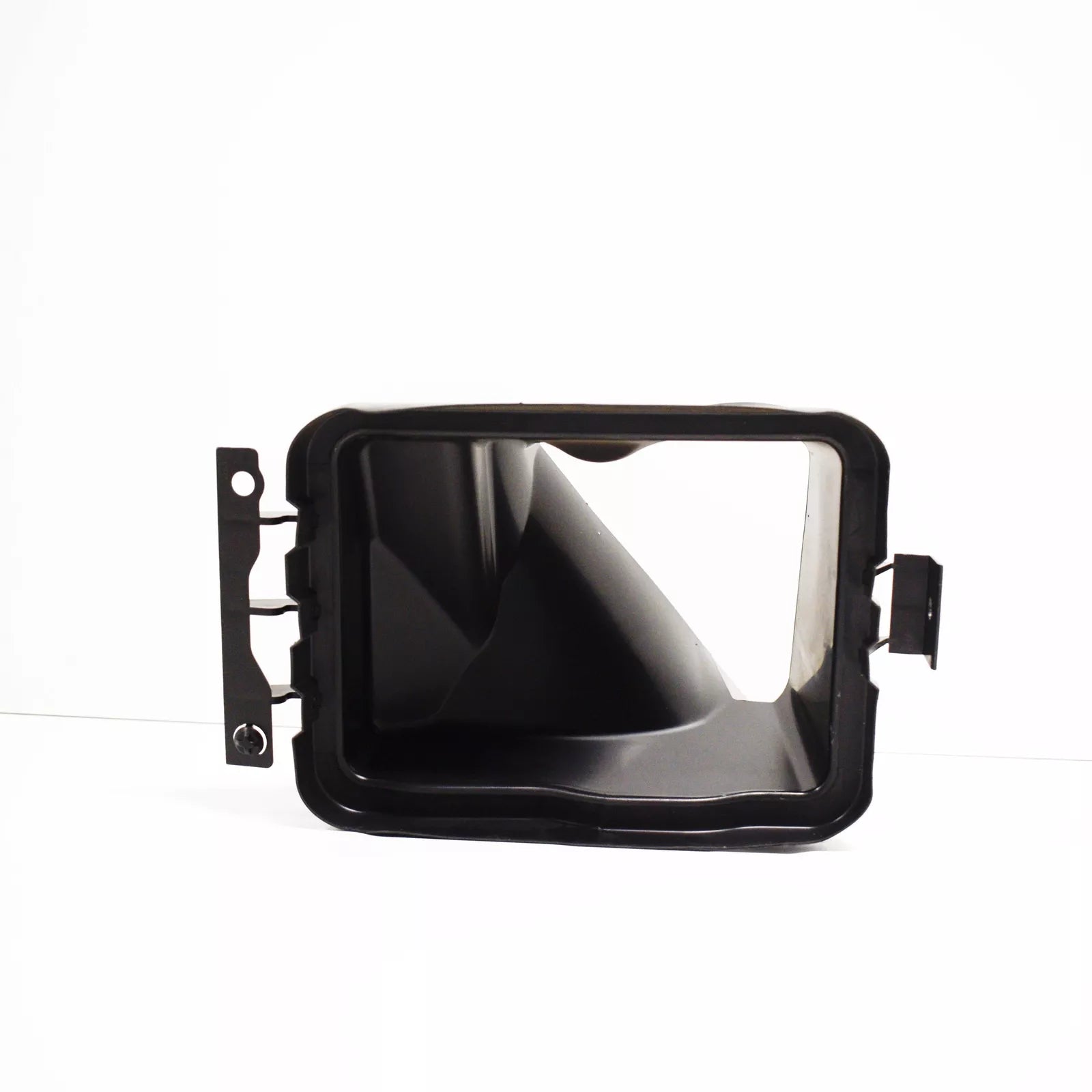 NEW BMW 4 F32 COOLING RADIATOR RIGHT AIR DUCT 51747290614 7290614 2016 ORIGINAL