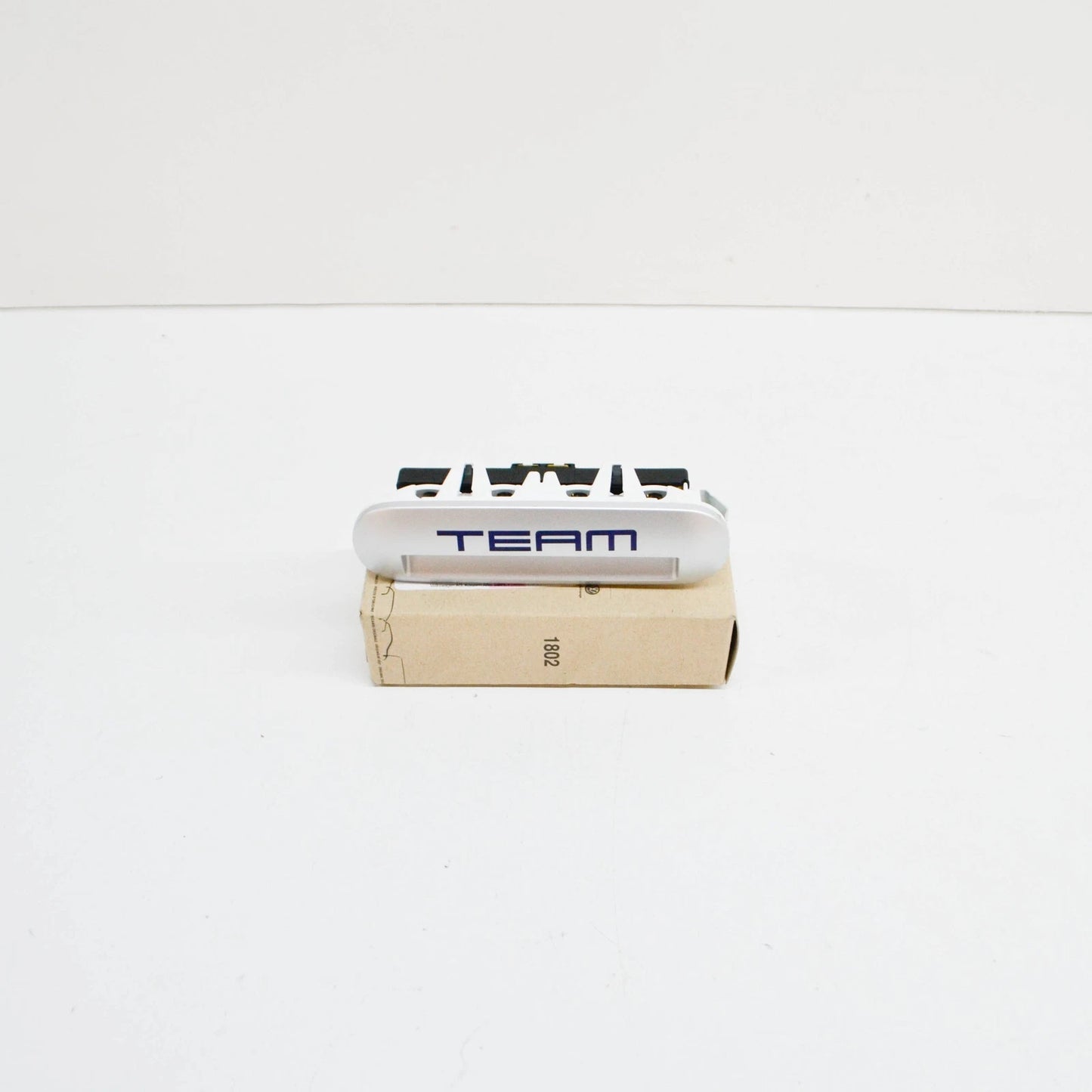 NEW VOLKSWAGEN TRANSPORTER T5 ENTRY STEP LIGHTING 7E5947415H72A