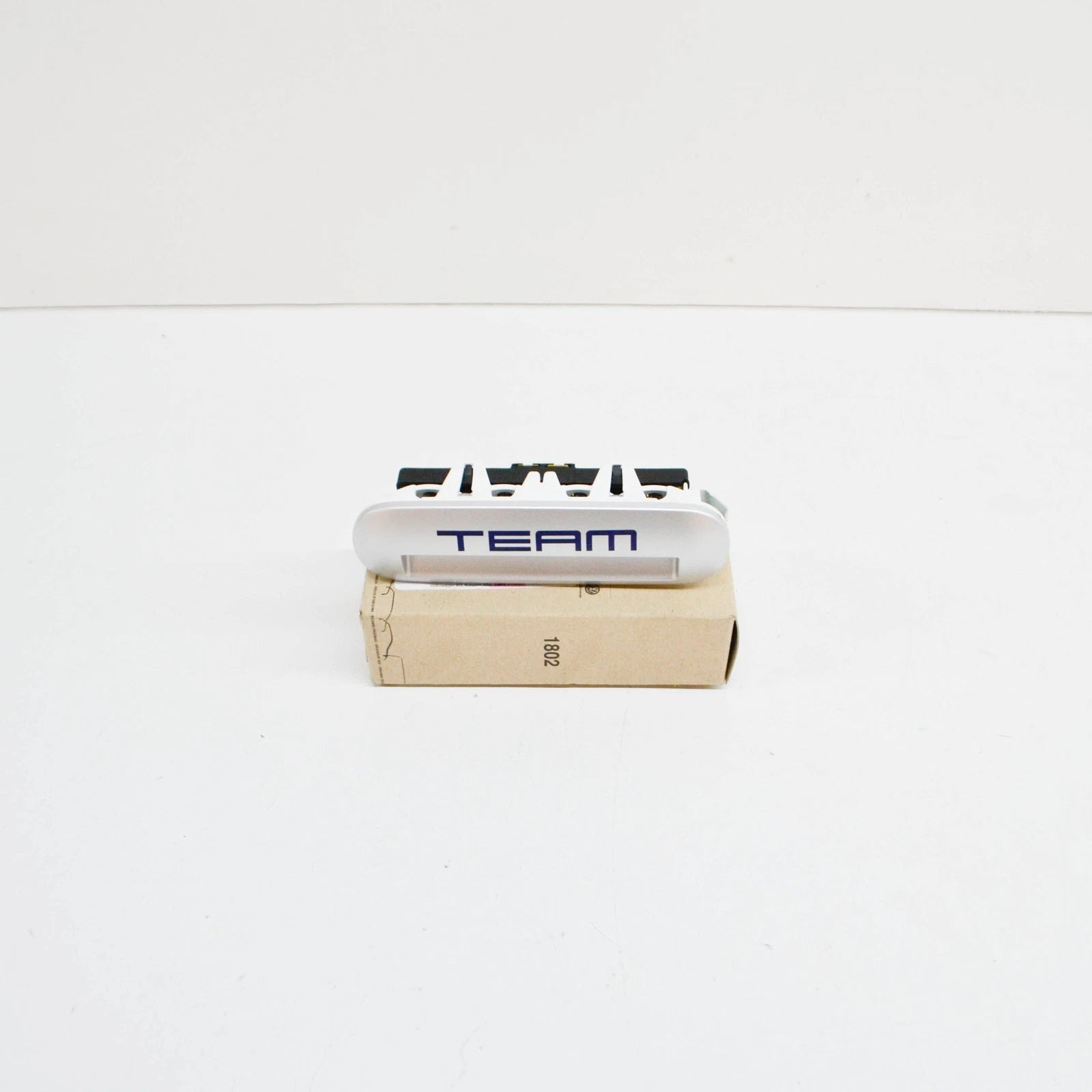 NEW VOLKSWAGEN TRANSPORTER T5 ENTRY STEP LIGHTING 7E5947415H72A