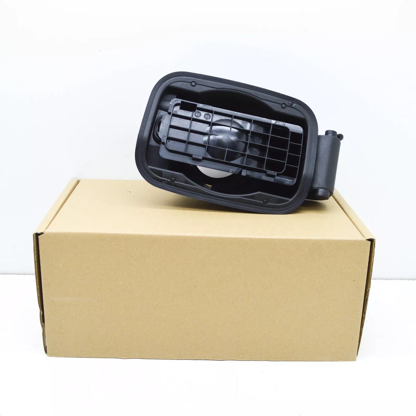 NEW BMW 5 E60 FUEL TANK COVER POT 7183712 51177183712 ORIGINAL