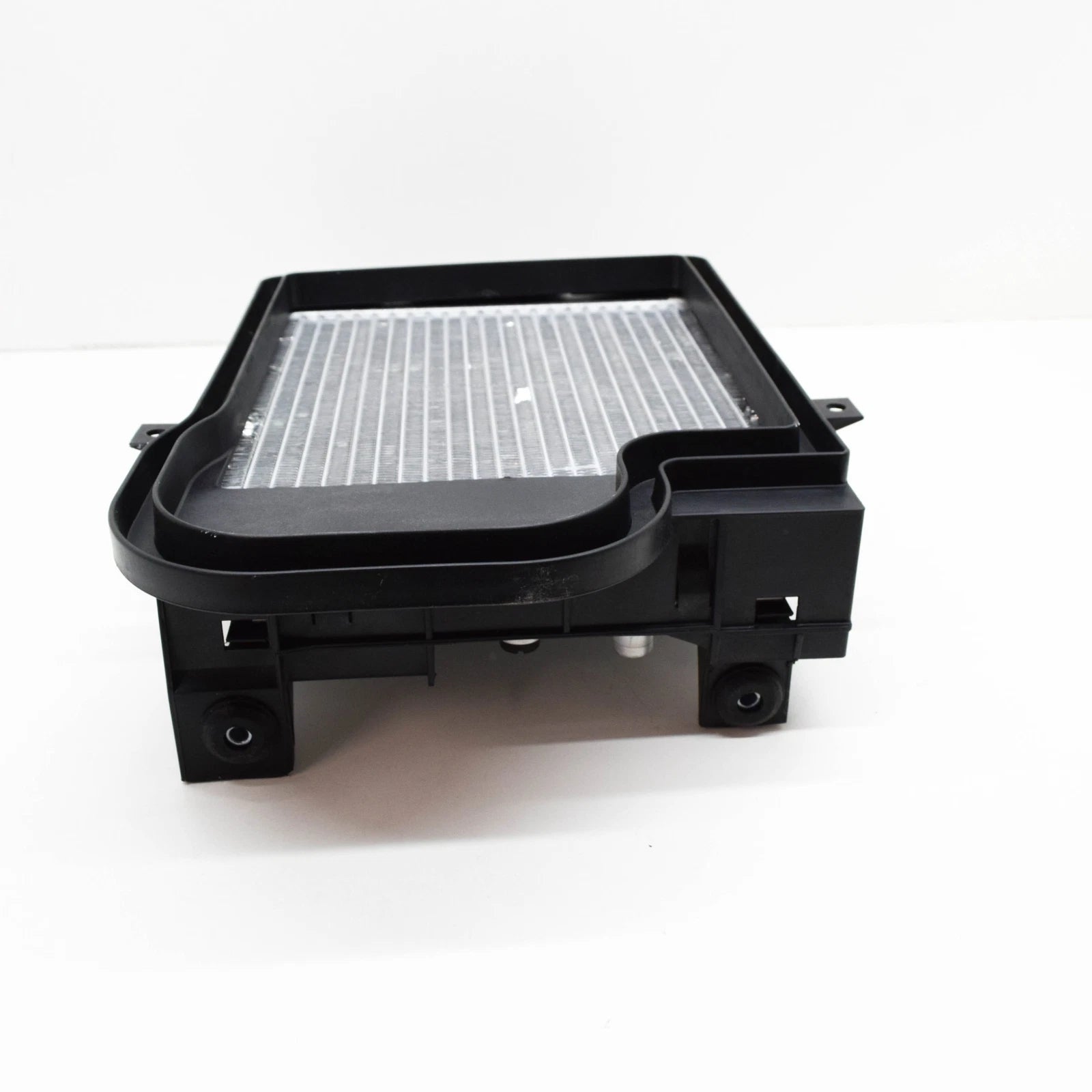 NEW BMW X5 E70 AUXILIARY RADIATOR 7586544 17117586544 ORIGINAL