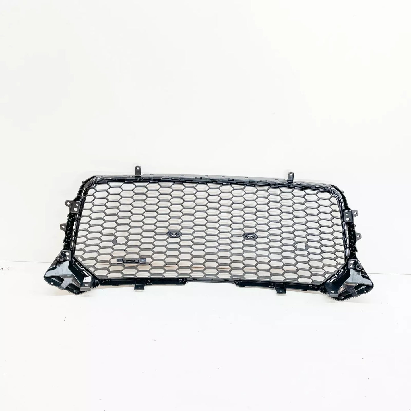 NEW AUDI R8 4S FRONT BUMPER RADIATOR GRILLE 4S0853651GRN4 ORIGINAL