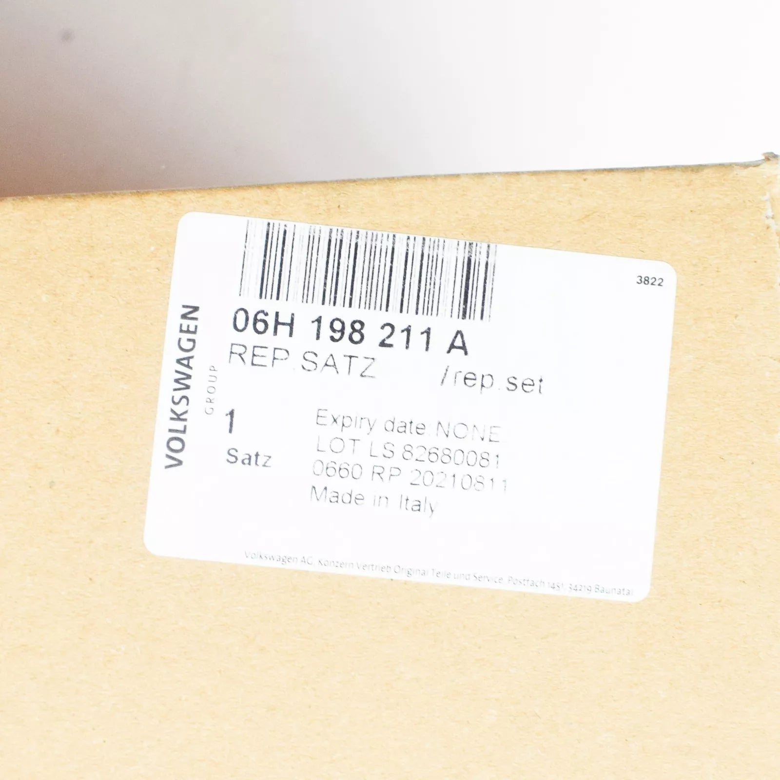 NEW AUDI A4 B8 INTAKE MANIFOLD REPAIR SET 06H198211A ORIGINAL