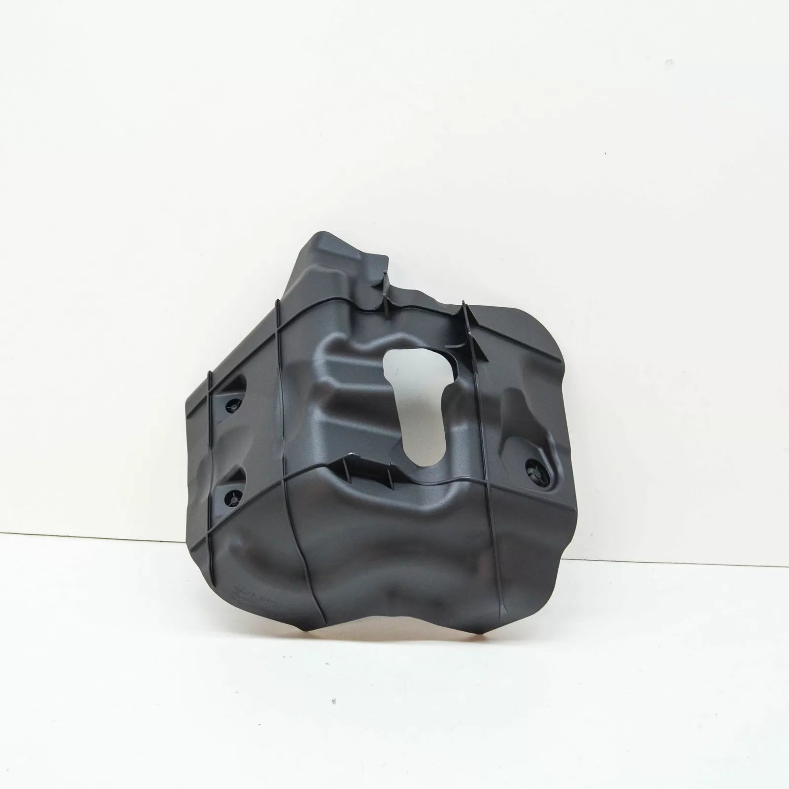 NEW AUDI Q8 FRONT ENGINE RIGHT BAY COVER 4M0103926C