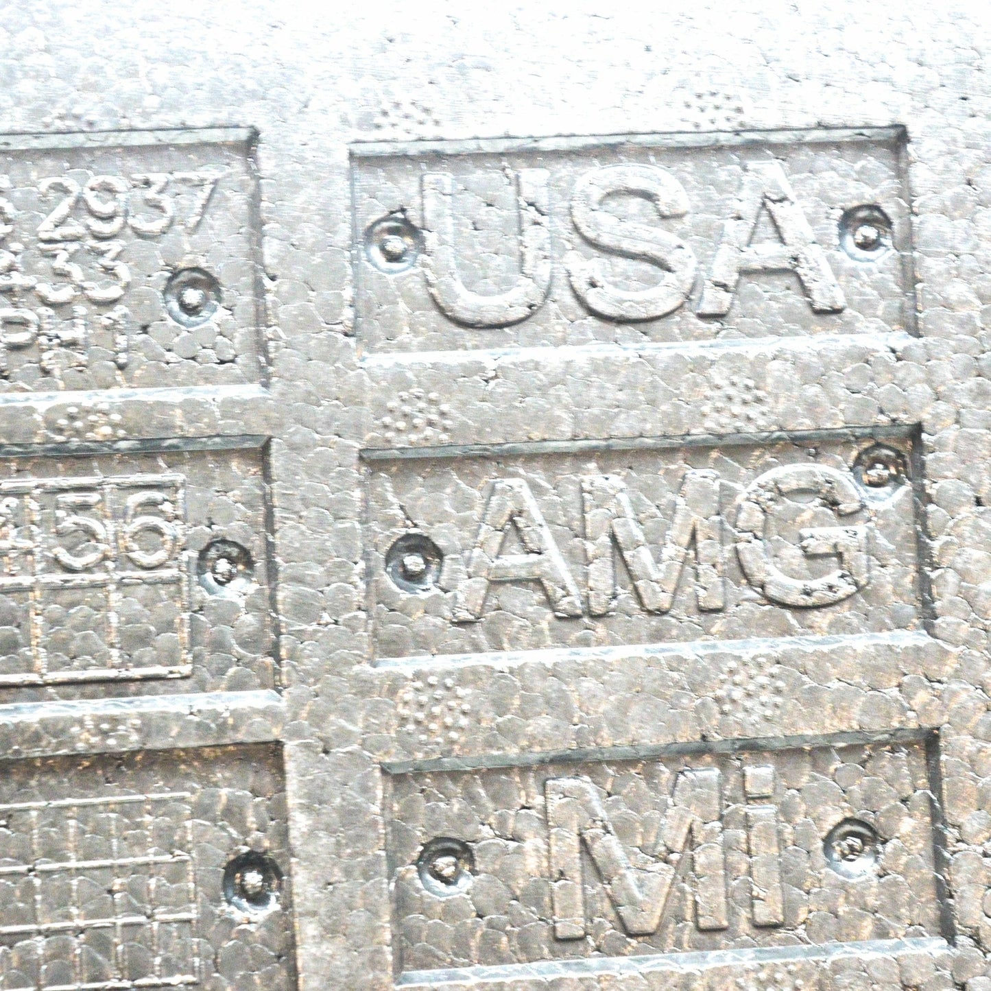 NEW MB E C207 AMG FRONT BUMPER IMPACT MIDDLE ABSORBER FOAM A2078852937 ORIGINAL