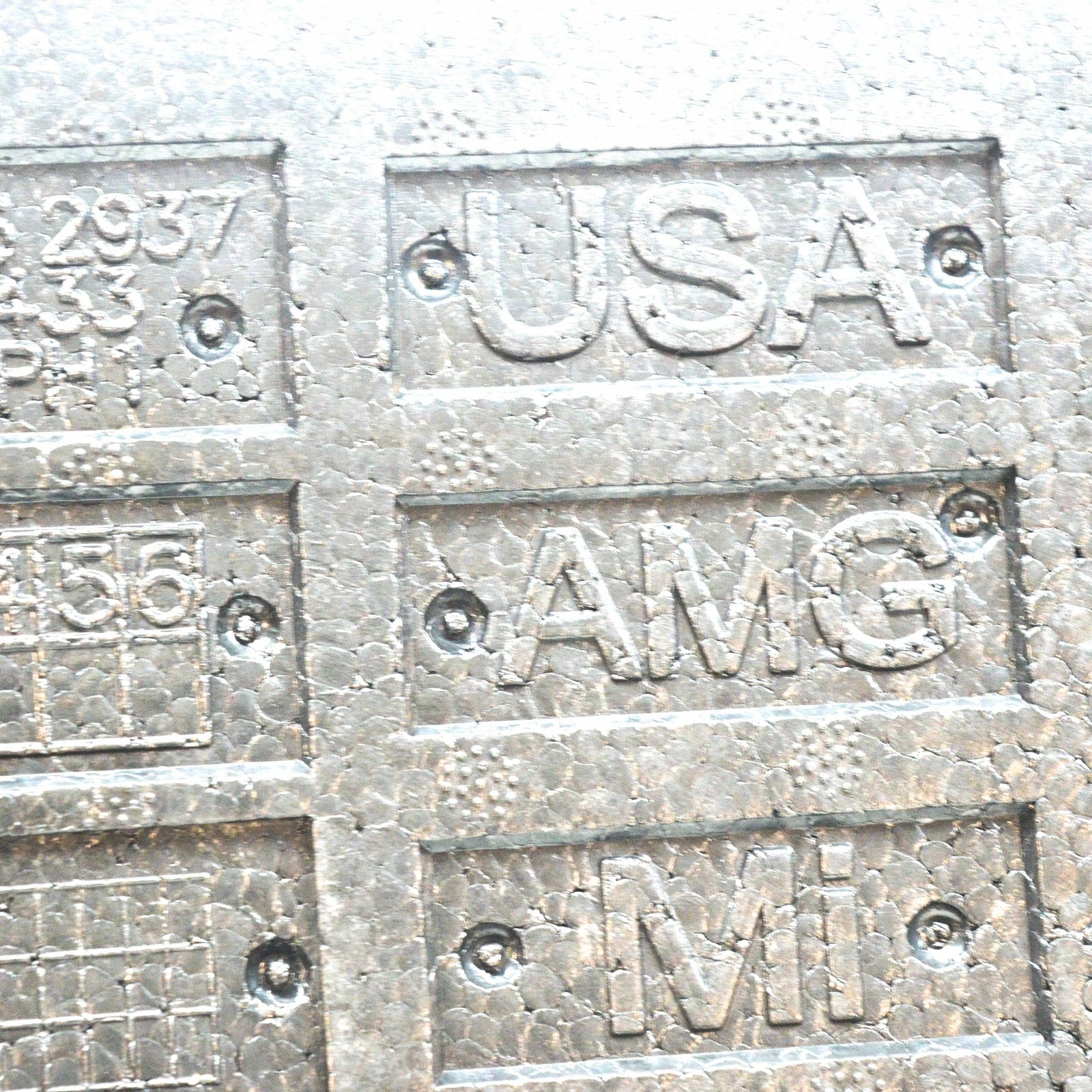 NEW MB E C207 AMG FRONT BUMPER IMPACT MIDDLE ABSORBER FOAM A2078852937 ORIGINAL