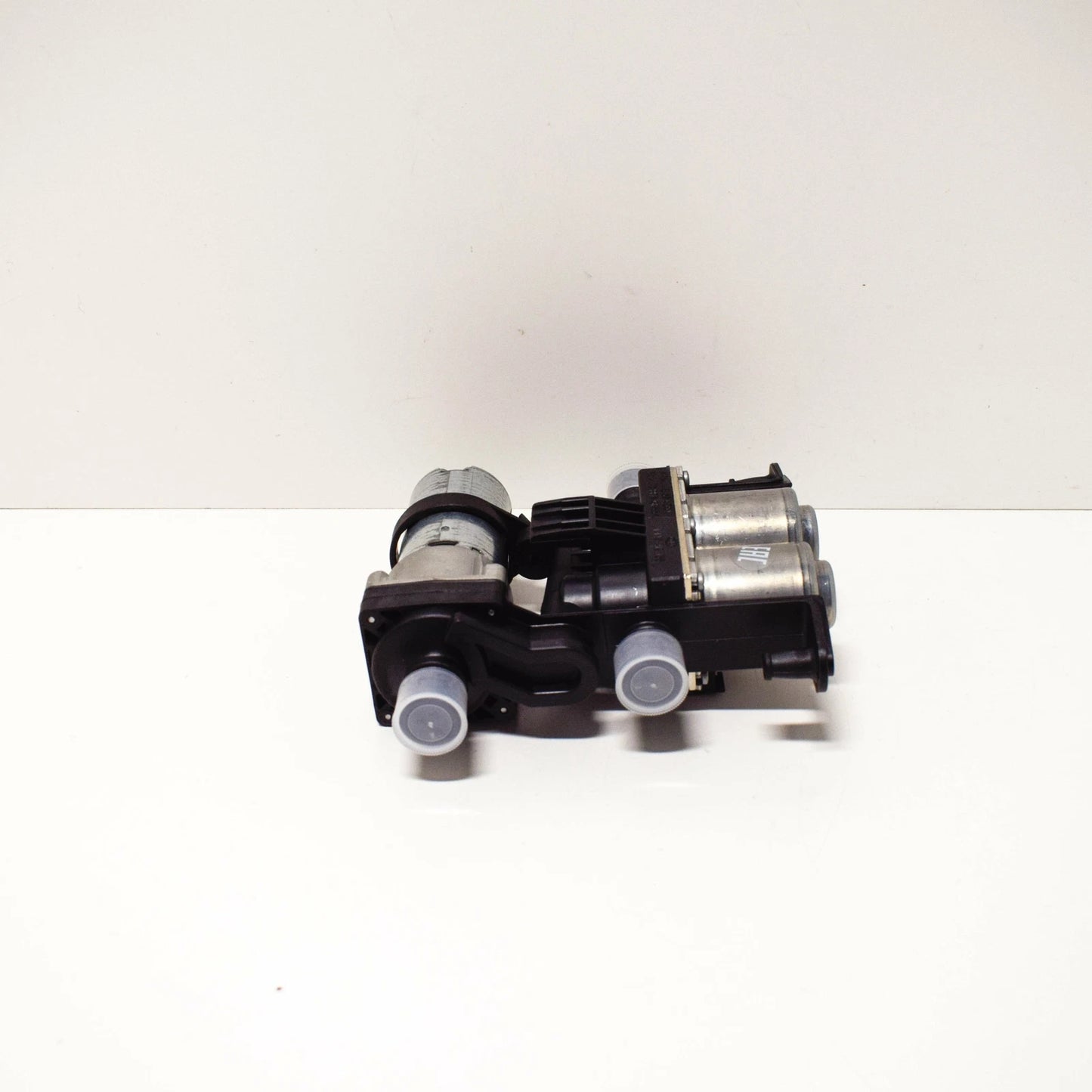 NEW BMW E38 E39 HVAC HEATER CONTROL VALVE WITH WATER PUMP 8374994 64118374994