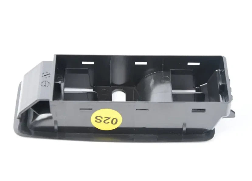 NEW VW PASSAT B78FRONT LEFT DOOR SWITCH TRIM PANEL LHD 561867375B82V ORIGINAL